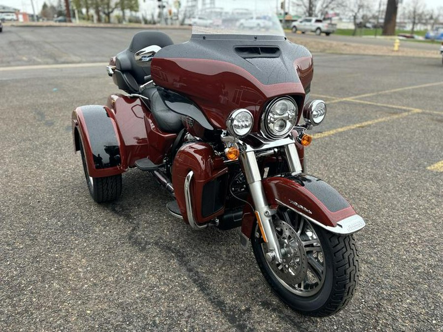 2024 Harley-Davidson® FLHTCUTG - Tri Glide® Ultra