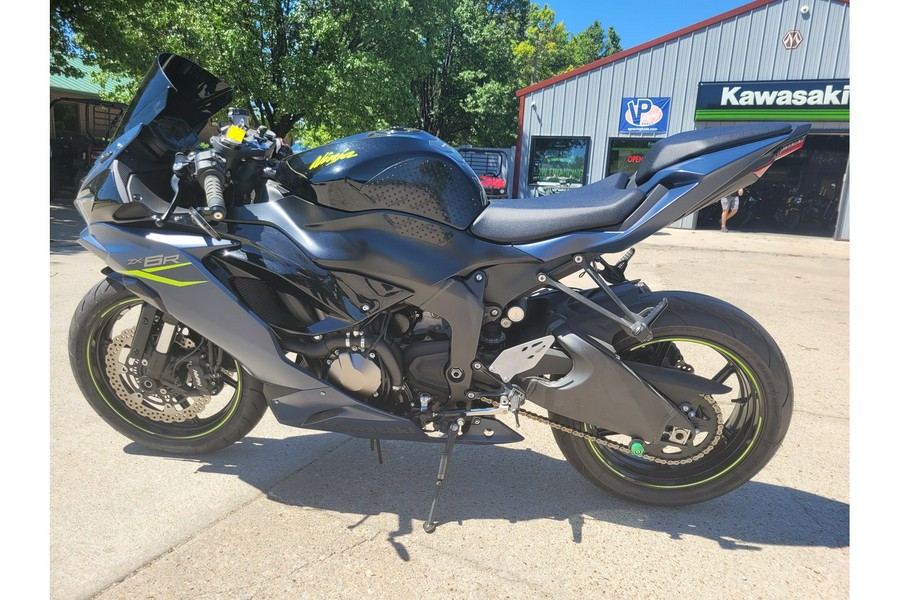 2022 Kawasaki NINJA ZX-6R ABS