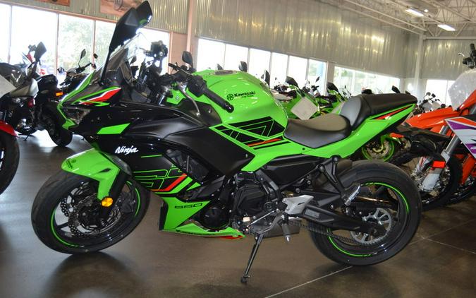 2023 Kawasaki Ninja® 650 KRT Edition