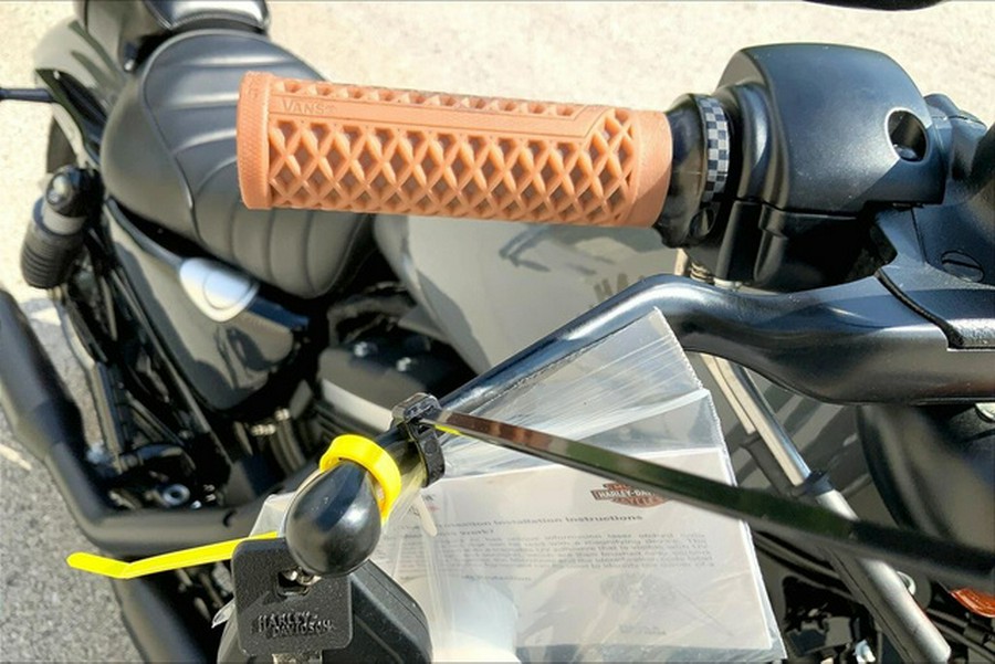 2022 Harley-Davidson XL883N - Iron 883