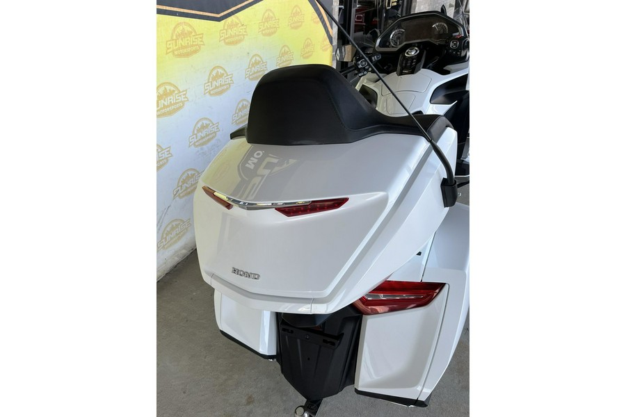 2018 Gold Wing Tour DCT - Honda