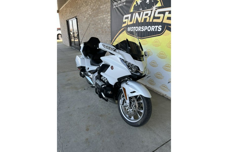 2018 Gold Wing Tour DCT - Honda