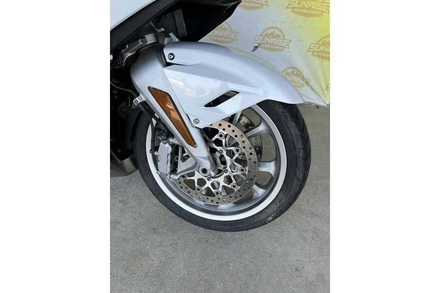 2018 Gold Wing Tour DCT - Honda