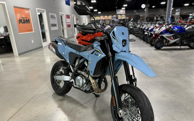 2025 Suzuki DR-Z 4SM
