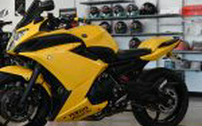 2009 Yamaha FZ6R