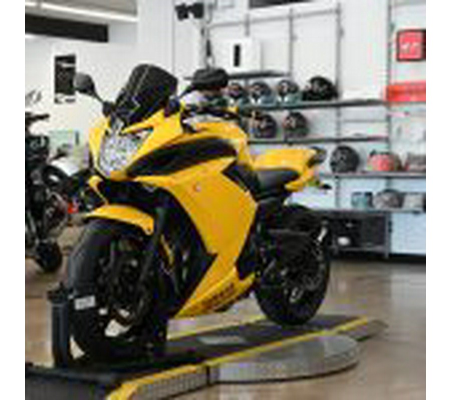 2009 Yamaha FZ6R