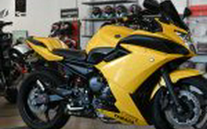 2009 Yamaha FZ6R