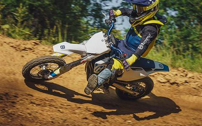 2024 Husqvarna EE 5