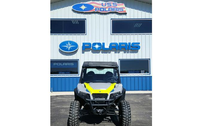 2023 Polaris Industries GENERAL XP 4 1000 Sport Ghost Gray