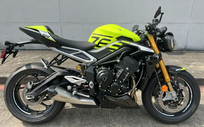 2024 Triumph Street Triple RS Moto 2