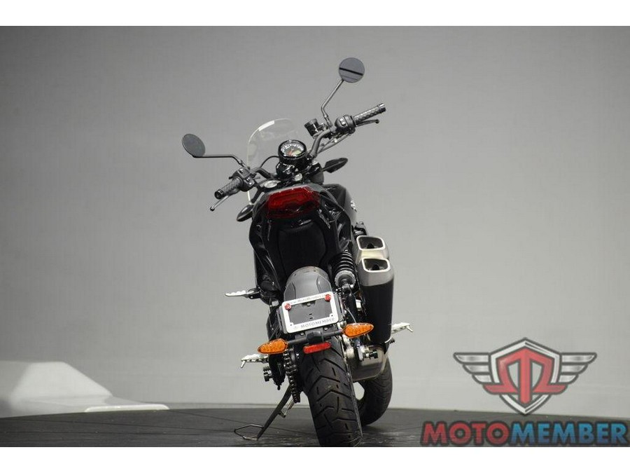 2019 Indian Motorcycle FTR™ 1200 Thunder Black