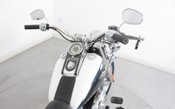 2009 Harley-Davidson FLSTN Softail® Deluxe