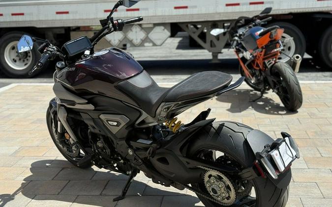 2026 Ducati XDiavel V4 Black Lava
