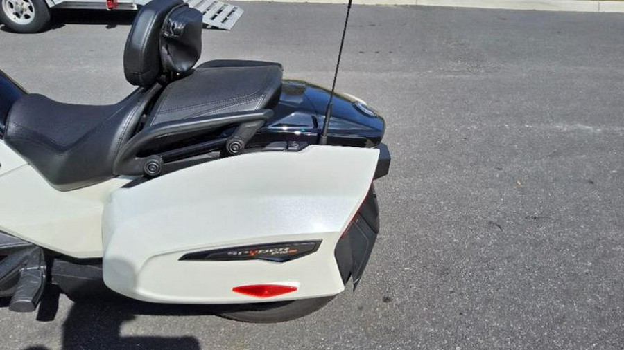 2023 Can-Am® F3 Limited Series