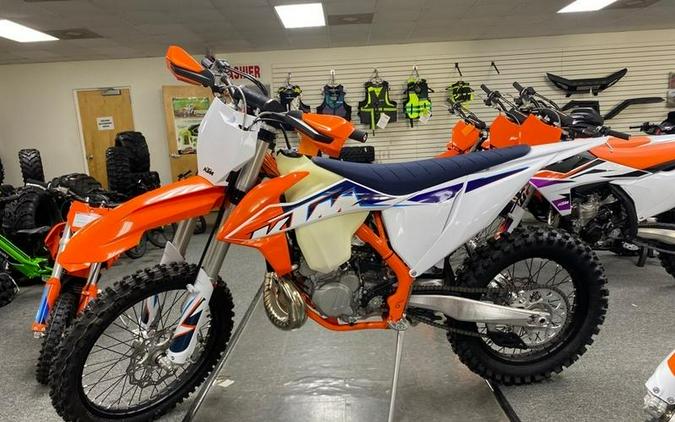 2022 KTM 300 XC TPI