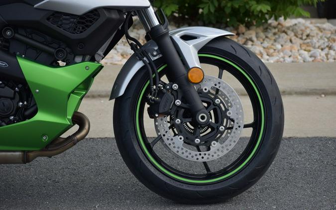 2024 Kawasaki Z7 Hybrid ABS