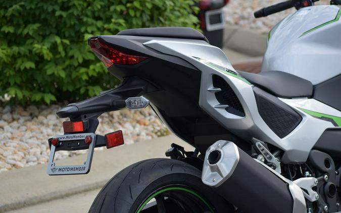 2024 Kawasaki Z7 Hybrid ABS