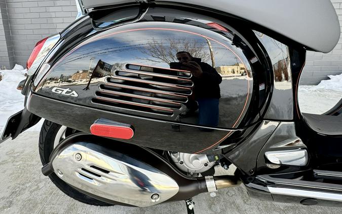 2025 Vespa GTS 310