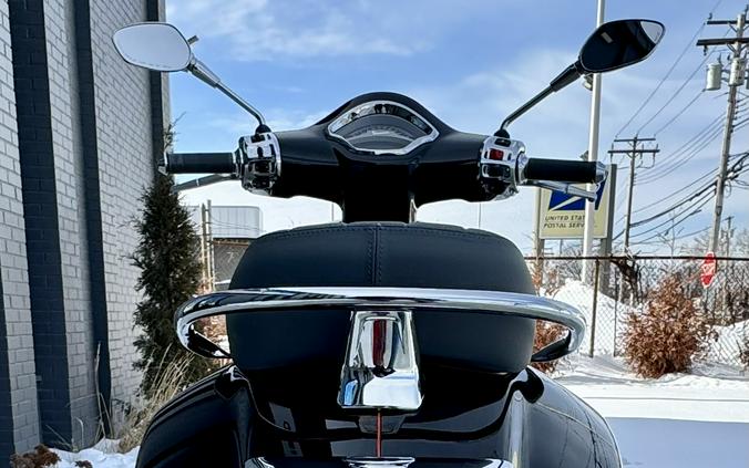 2025 Vespa GTS 310