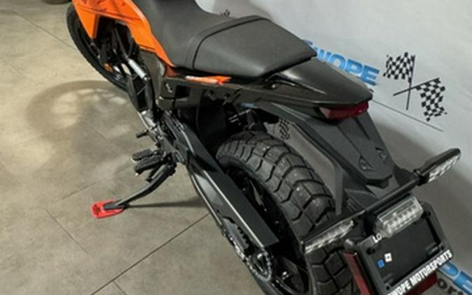 2025 KTM Adventure 390 X 390 R