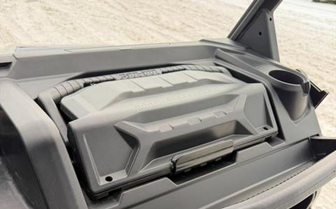 2024 Can-Am Defender XT HD7