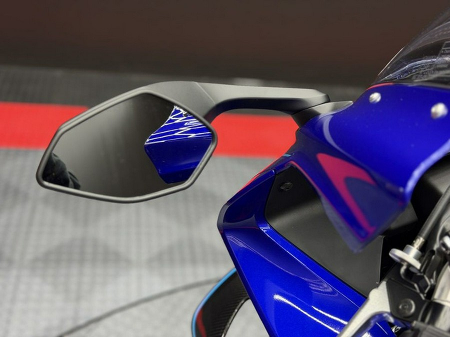2026 Yamaha YZF R1