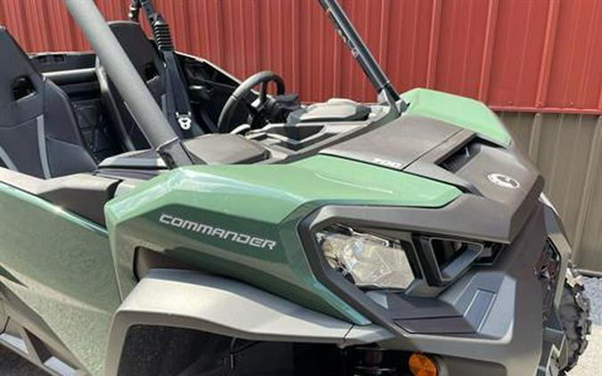 2023 Can-Am Commander DPS 700