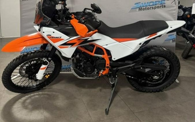 2025 KTM Adventure 390 R