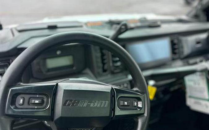 2026 Can-Am Defender Limited HD11