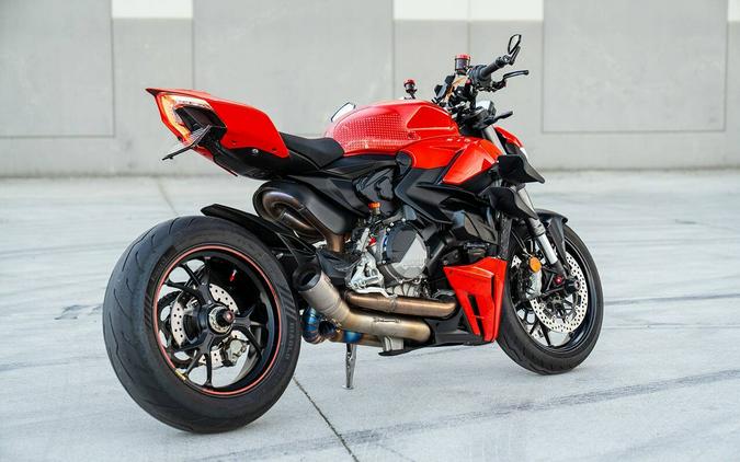 2023 Ducati Streetfighter V2