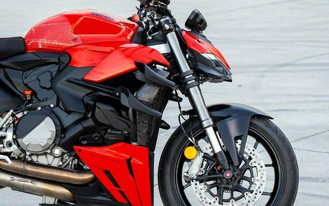 2023 Ducati Streetfighter V2