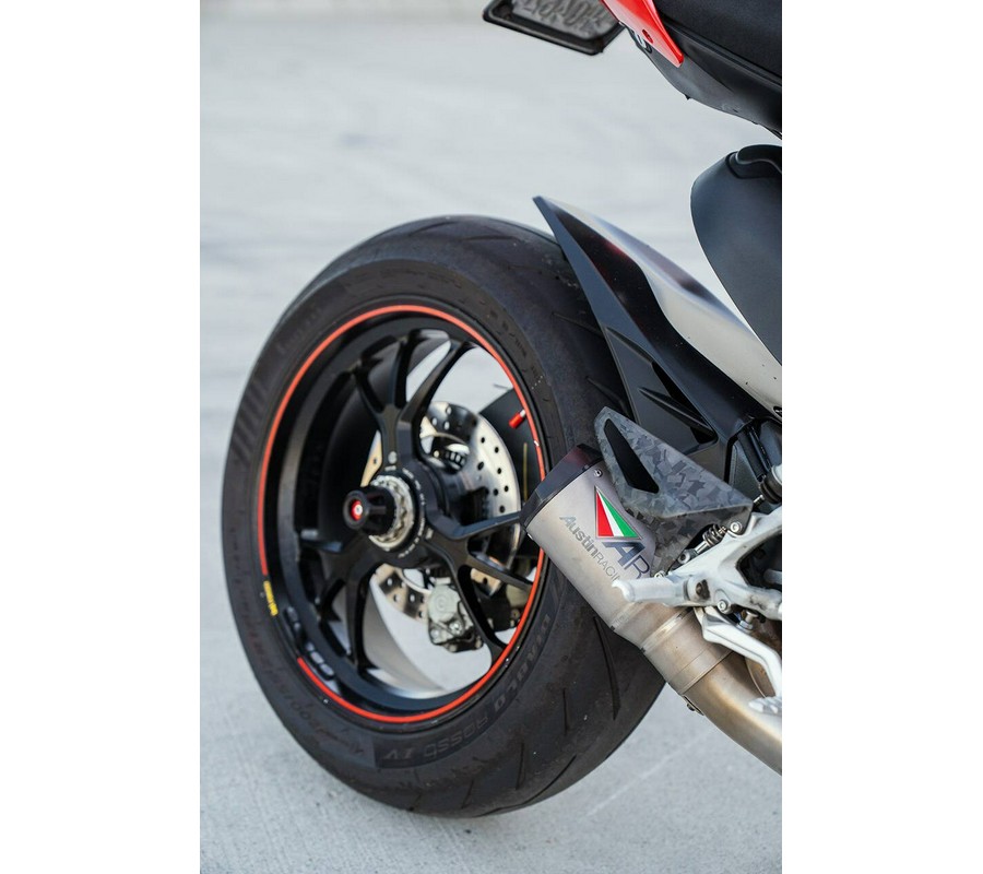 2023 Ducati Streetfighter V2