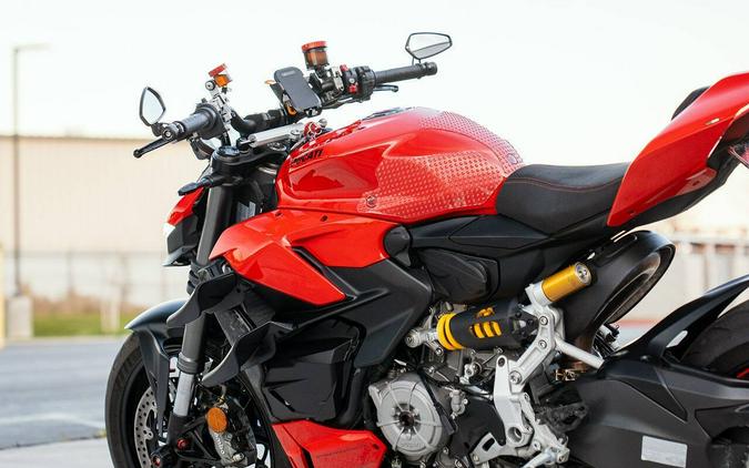 2023 Ducati Streetfighter V2