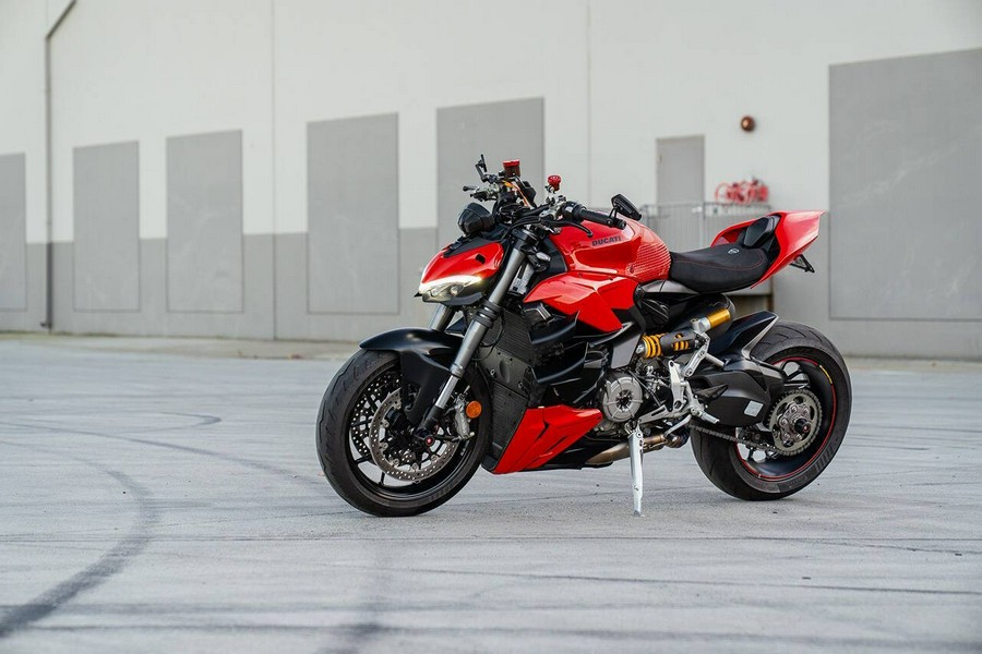 2023 Ducati Streetfighter V2