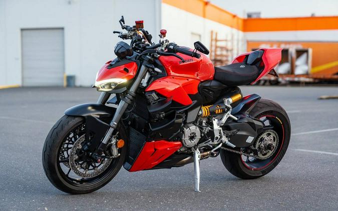 2023 Ducati Streetfighter V2