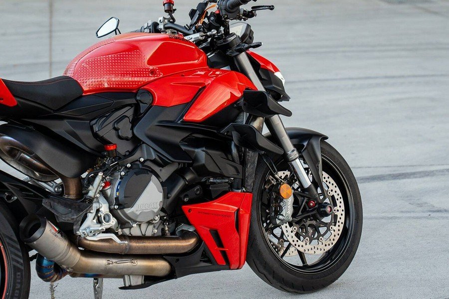 2023 Ducati Streetfighter V2