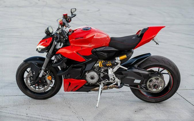 2023 Ducati Streetfighter V2