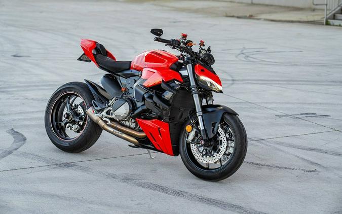 2023 Ducati Streetfighter V2