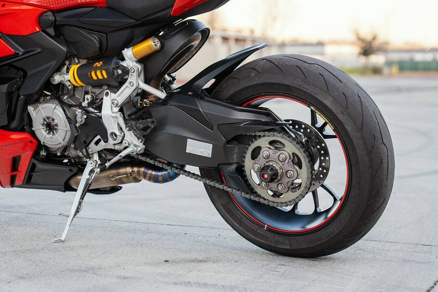 2023 Ducati Streetfighter V2