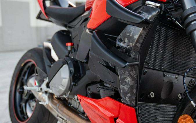 2023 Ducati Streetfighter V2