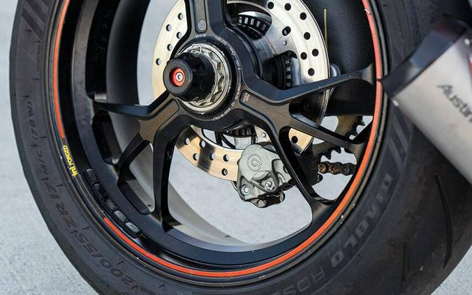 2023 Ducati Streetfighter V2