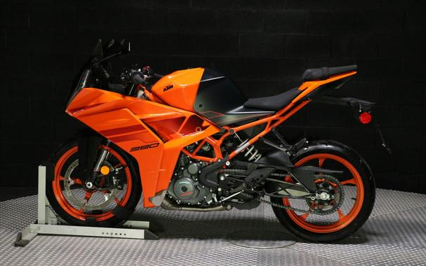2024 KTM RC 390