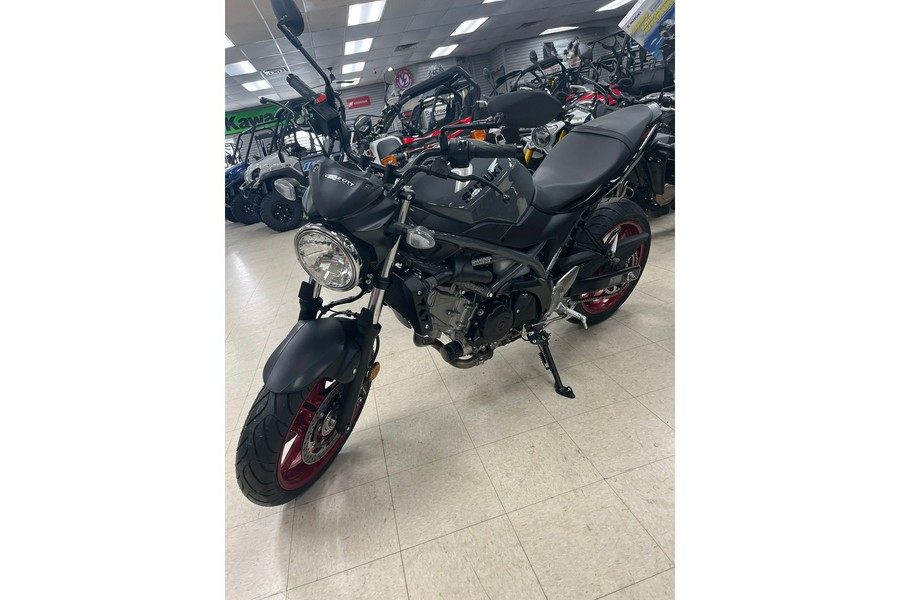 2023 Suzuki SV650M3