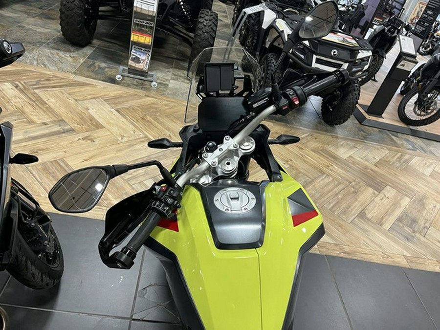 2025 BMW F 900 GS Passion