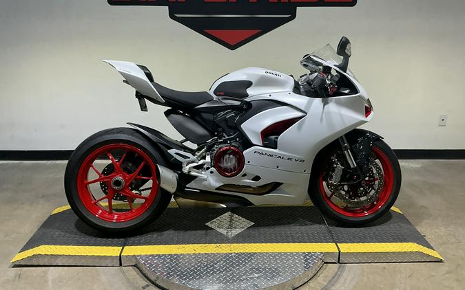 2022 Ducati Panigale V2