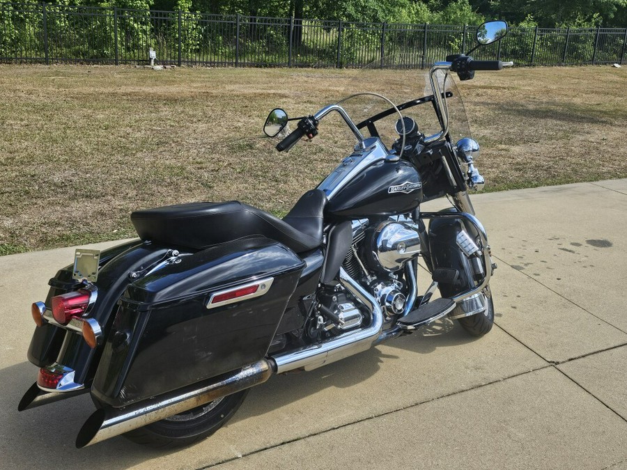 2014 Police Road King Exclusive - Vivid Black - Peace Officer