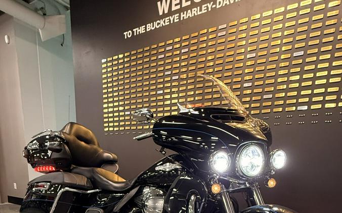 2016 Harley-Davidson® Electra Glide® Ultra Classic® Vivid Black