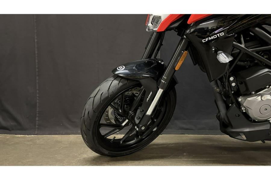 2025 300NK - CFMOTO