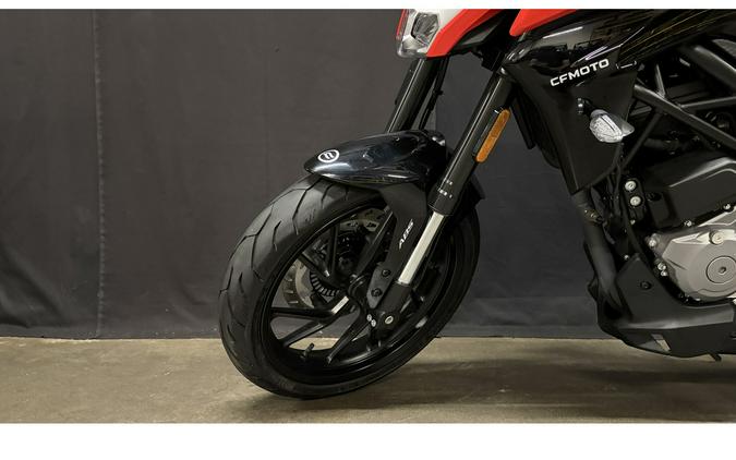 2025 300NK - CFMOTO