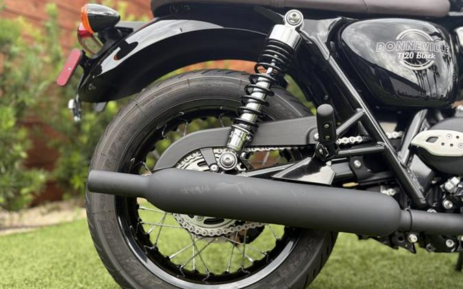 2026 Triumph BONNEVILLE T120